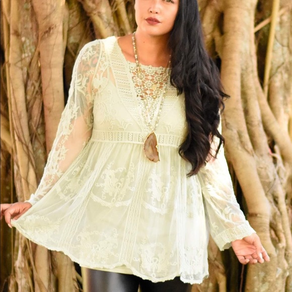 Sage Lace Tunic - Picture 2 of 3